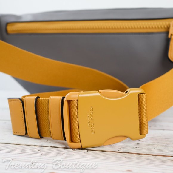 NWT Coach Smooth Leather Track Belt Bag Fanny Pack in Heather Grey Flax - Picture 7 of 10